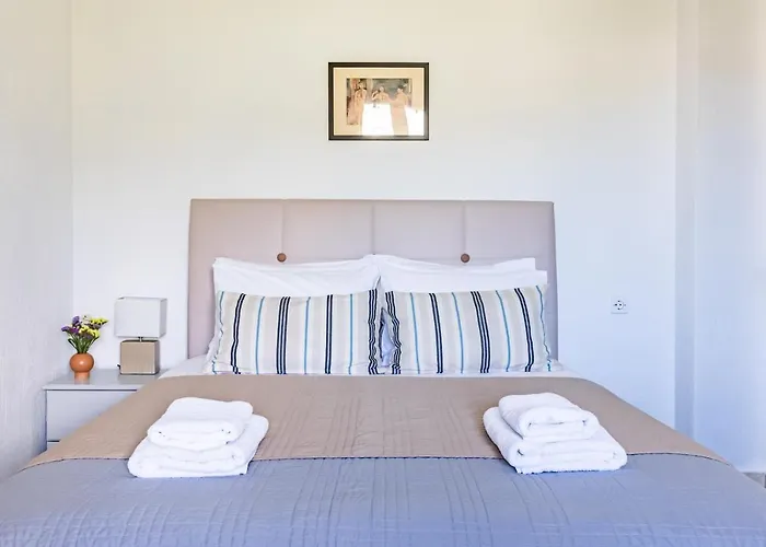 Lithos Apartments