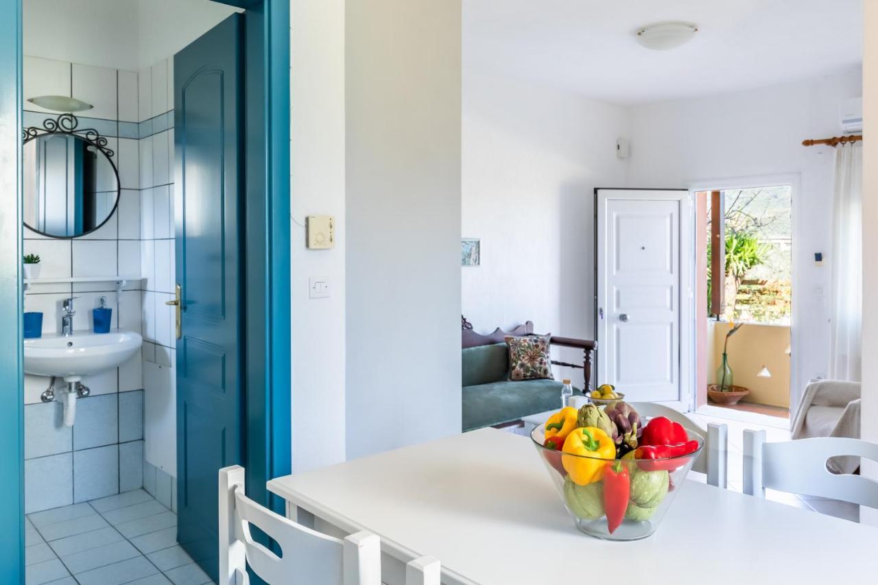 Lithos Apartment